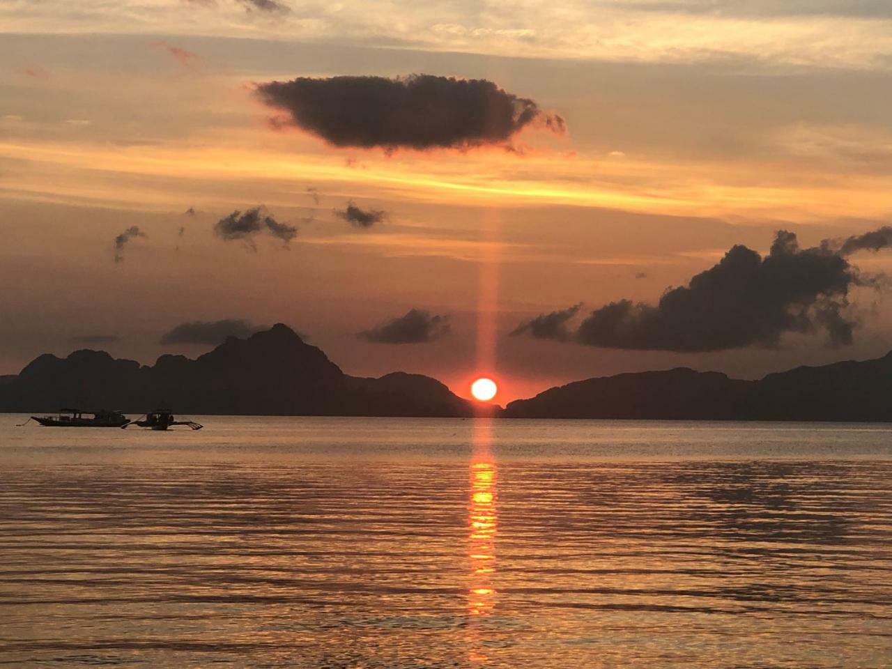 Rl Coastline Inn El Nido Eksteriør billede