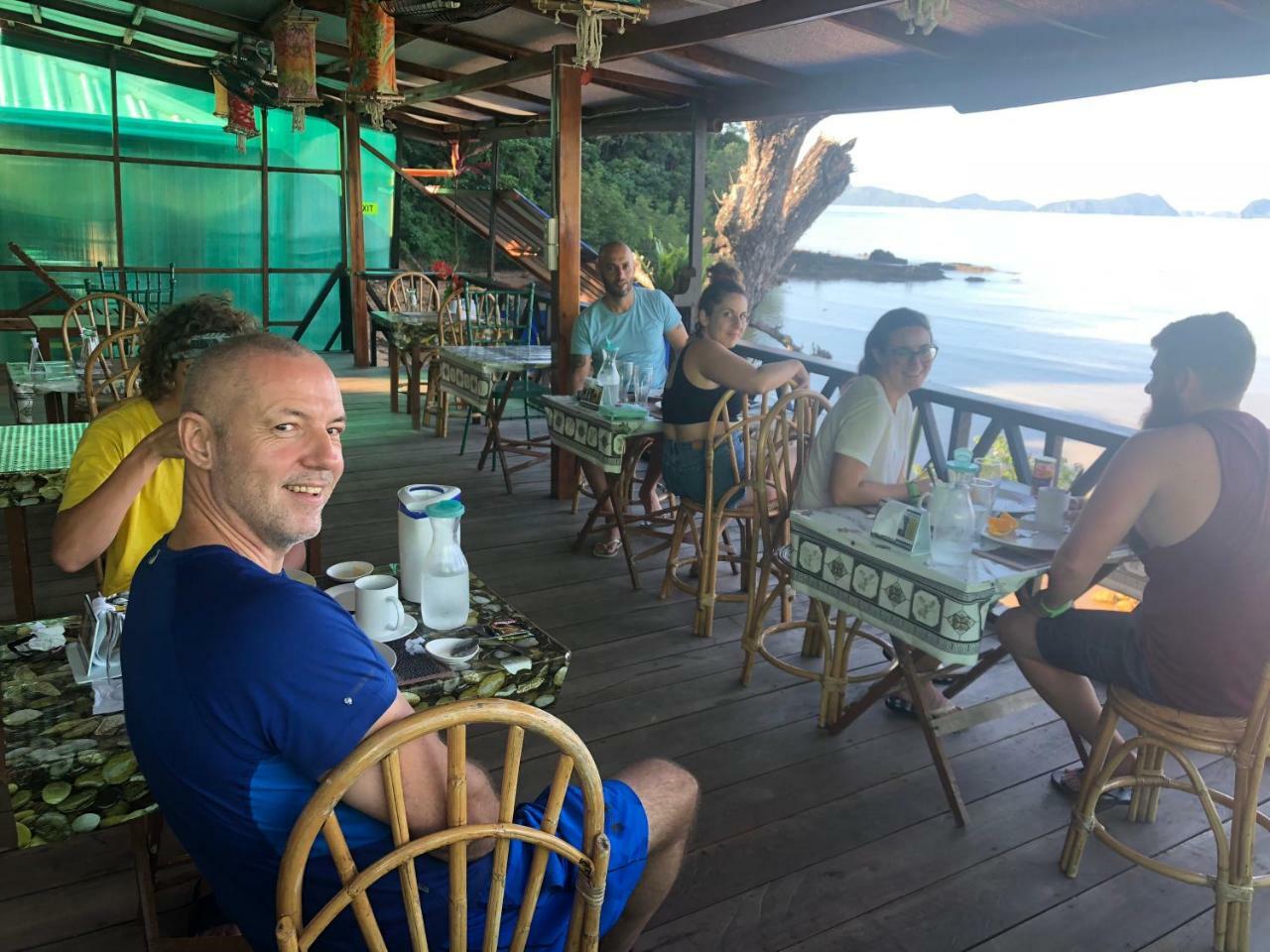Rl Coastline Inn El Nido Eksteriør billede